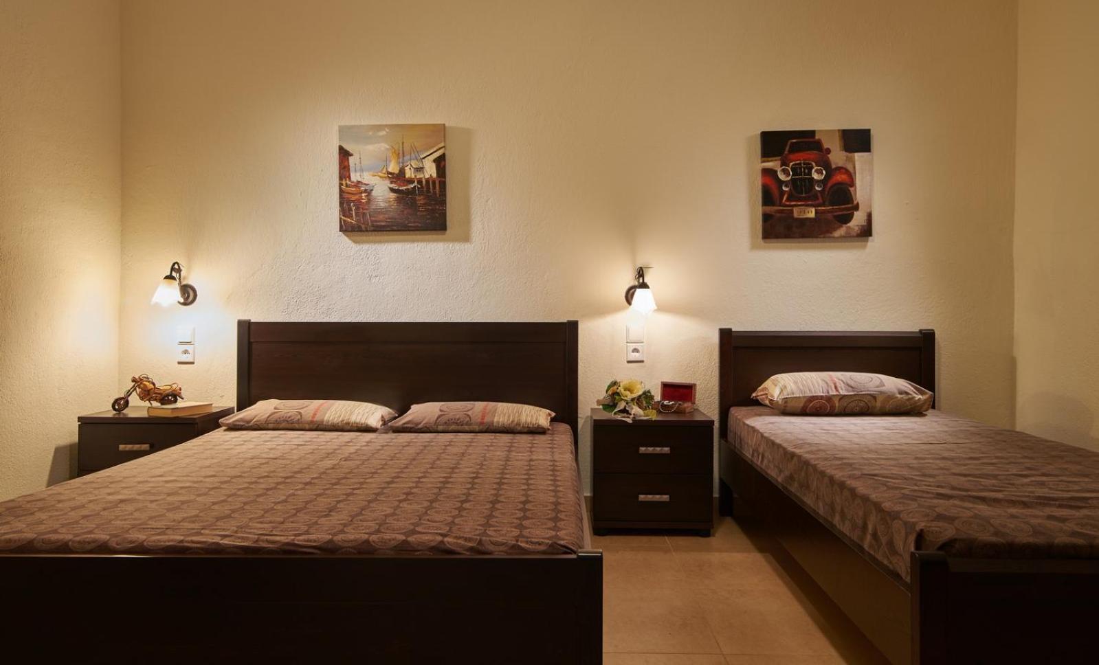 Sunset Studios - Suites With Seaview & Back Side Apartements Toroni Exterior foto